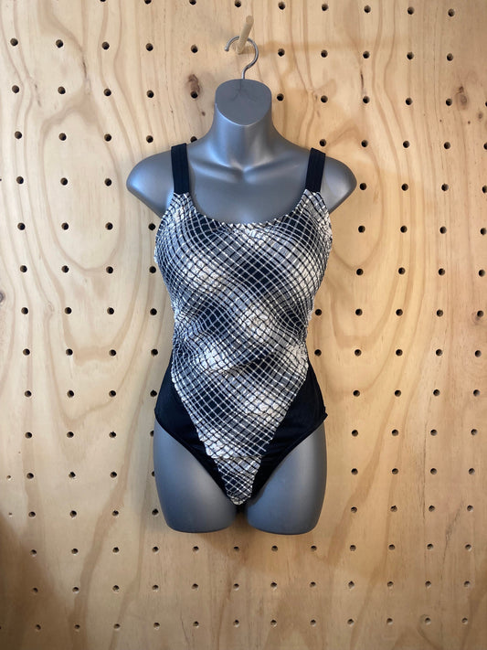 Vintage Swimsuit - Black and White Plaid Seersucker Bathingsuit - Jantzen Swimwear - Women’s size 14 - One Piece Suit with Underwire